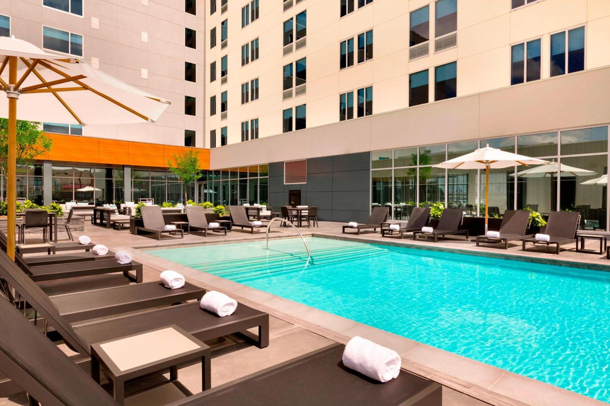 Aloft Dallas Love Field Exteriör bild